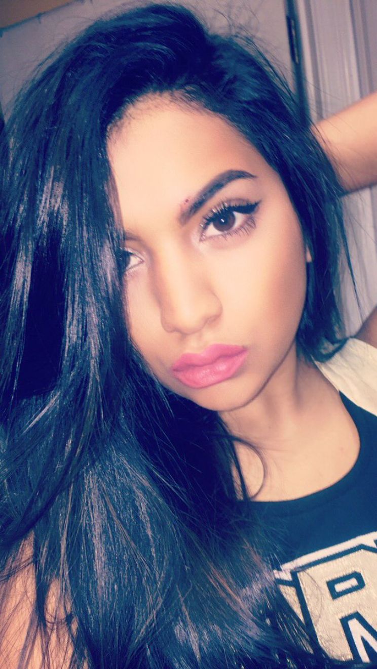 Ava Lauren