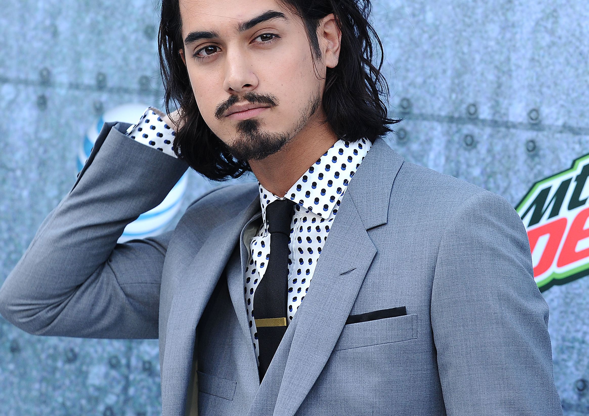 Avan Jogia. 