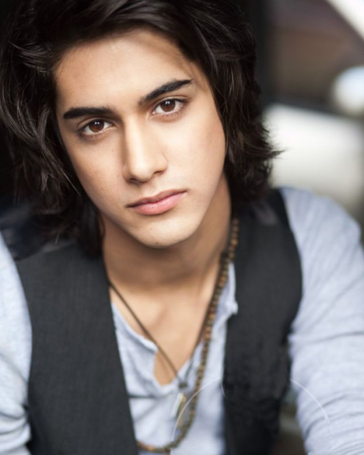 Avan Jogia