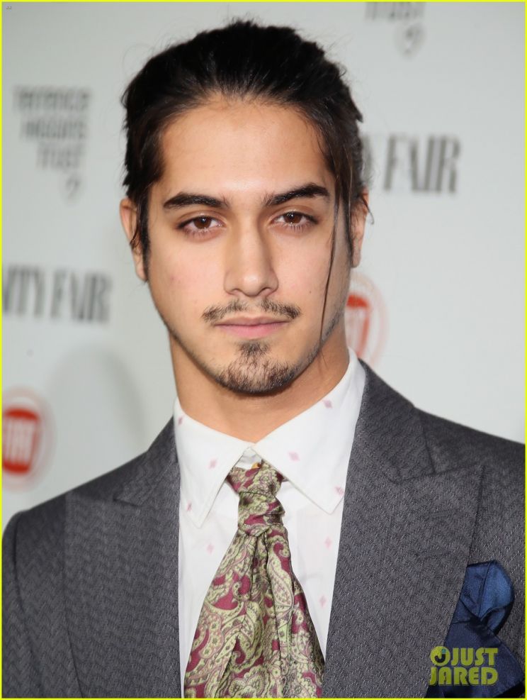 Avan Jogia