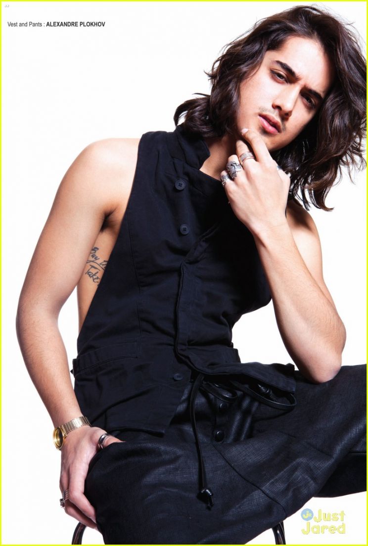 Avan Jogia