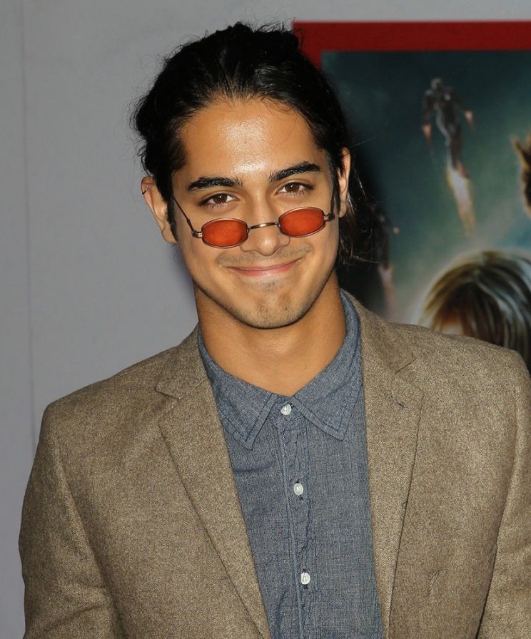 Avan Jogia
