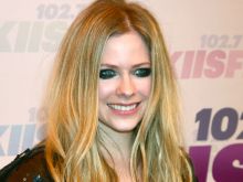 Avril Lavigne #329263 picture (Landscape Medium)