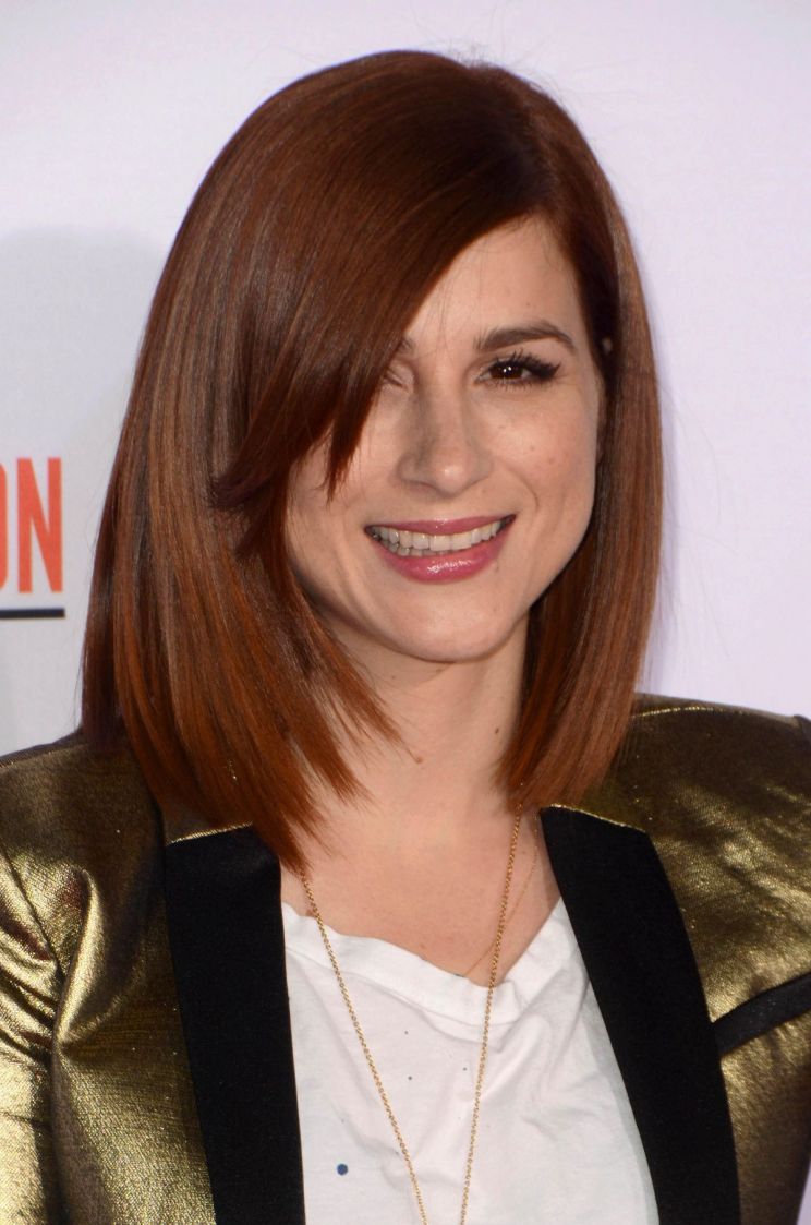 Aya Cash