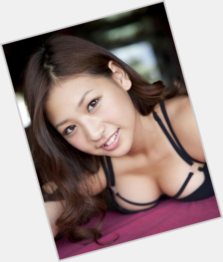 Ayaka Tomoda