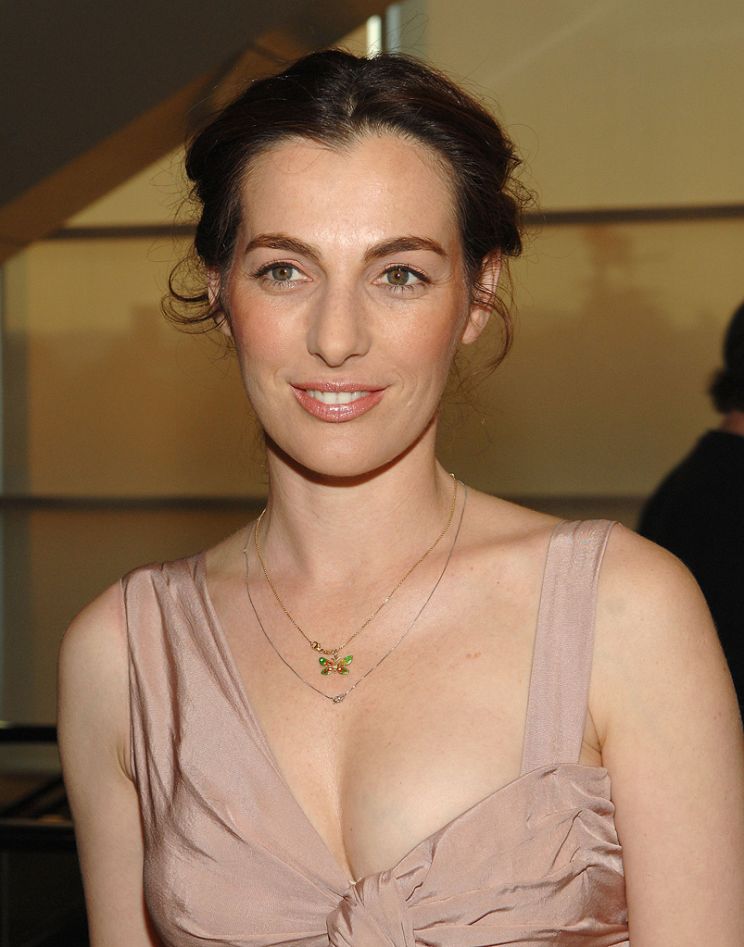 Ayelet Zurer