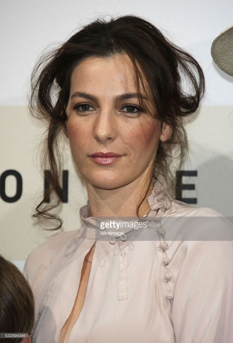 Ayelet Zurer