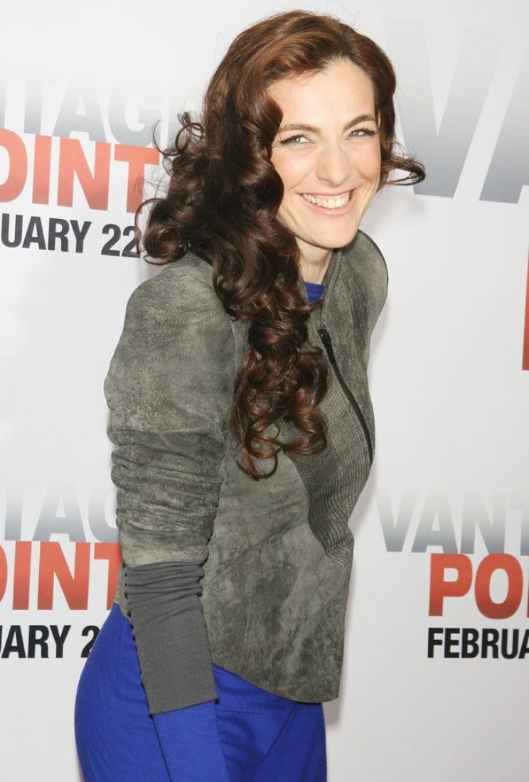 Ayelet Zurer