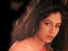 Ayesha Jhulka