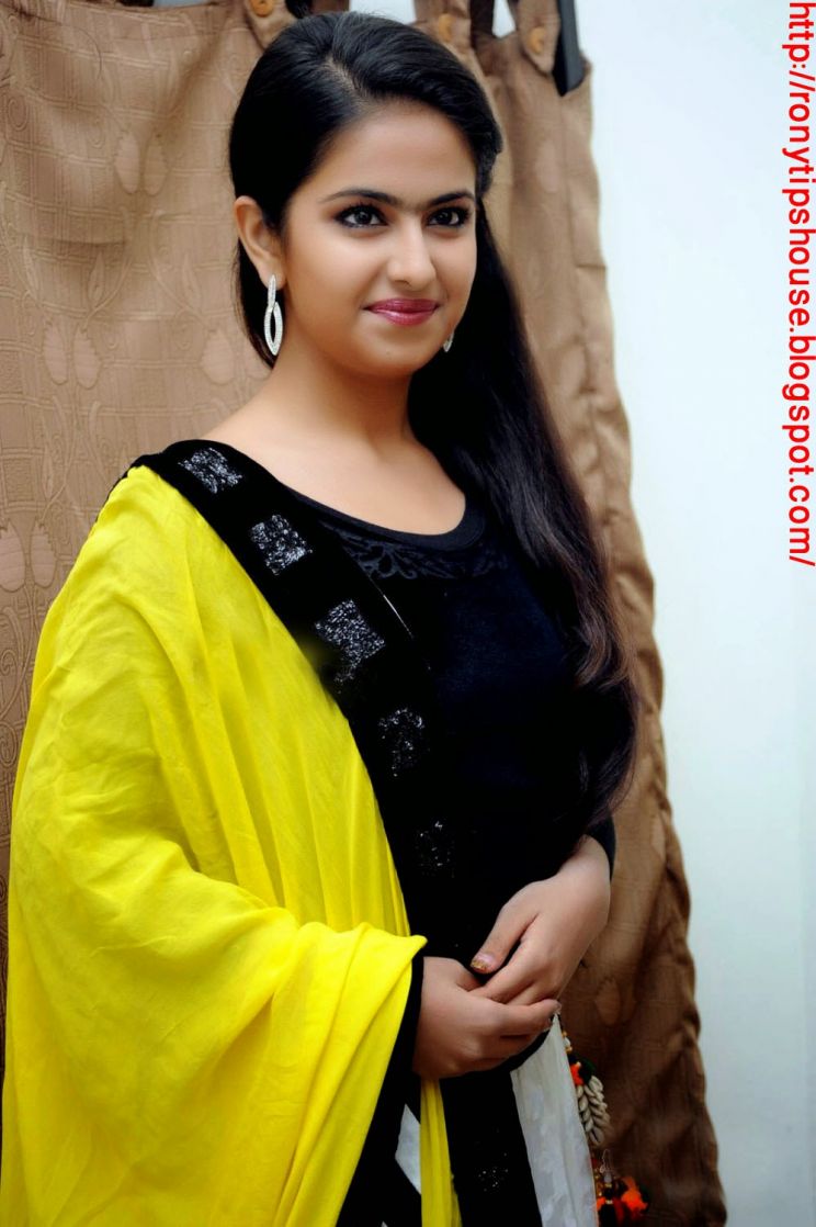 Ayesha Jhulka
