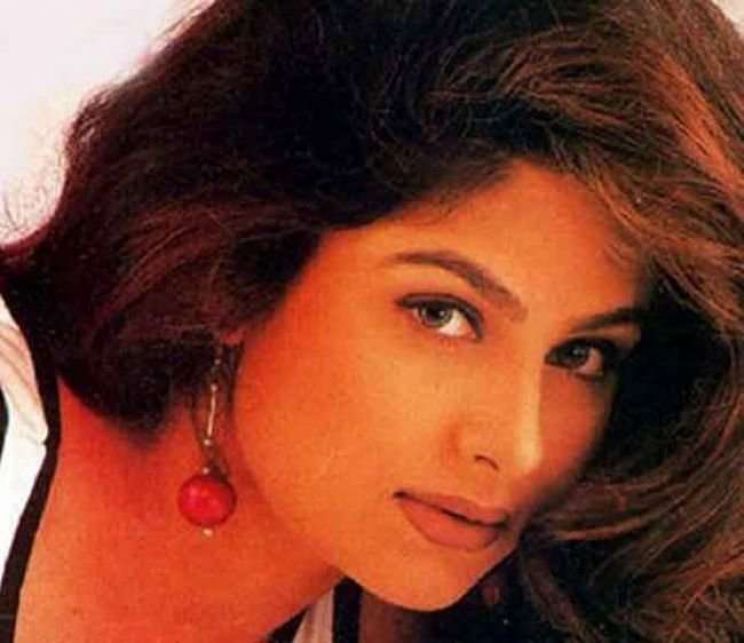 Ayesha Jhulka