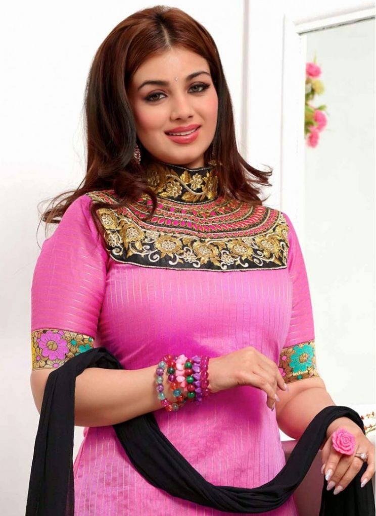 Ayesha Takia