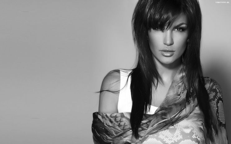 Aylar Lie