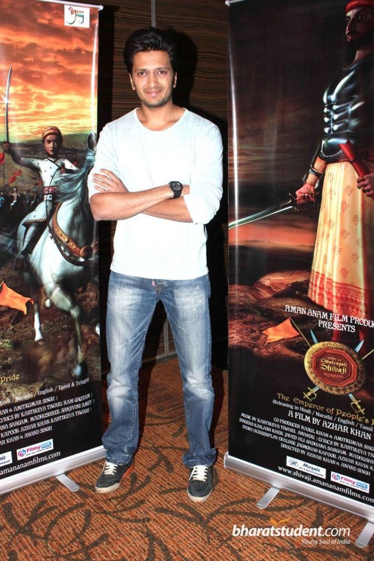 Azhar Khan
