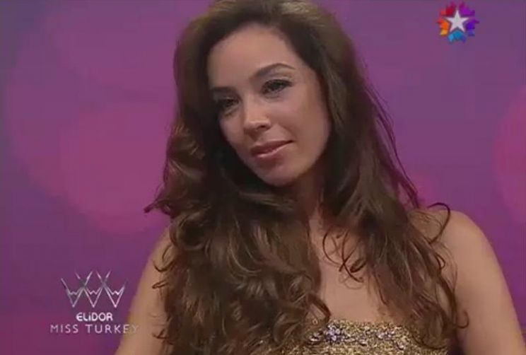 Azra Akin