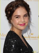 Bailee Madison #17084 picture (Portrait Medium)