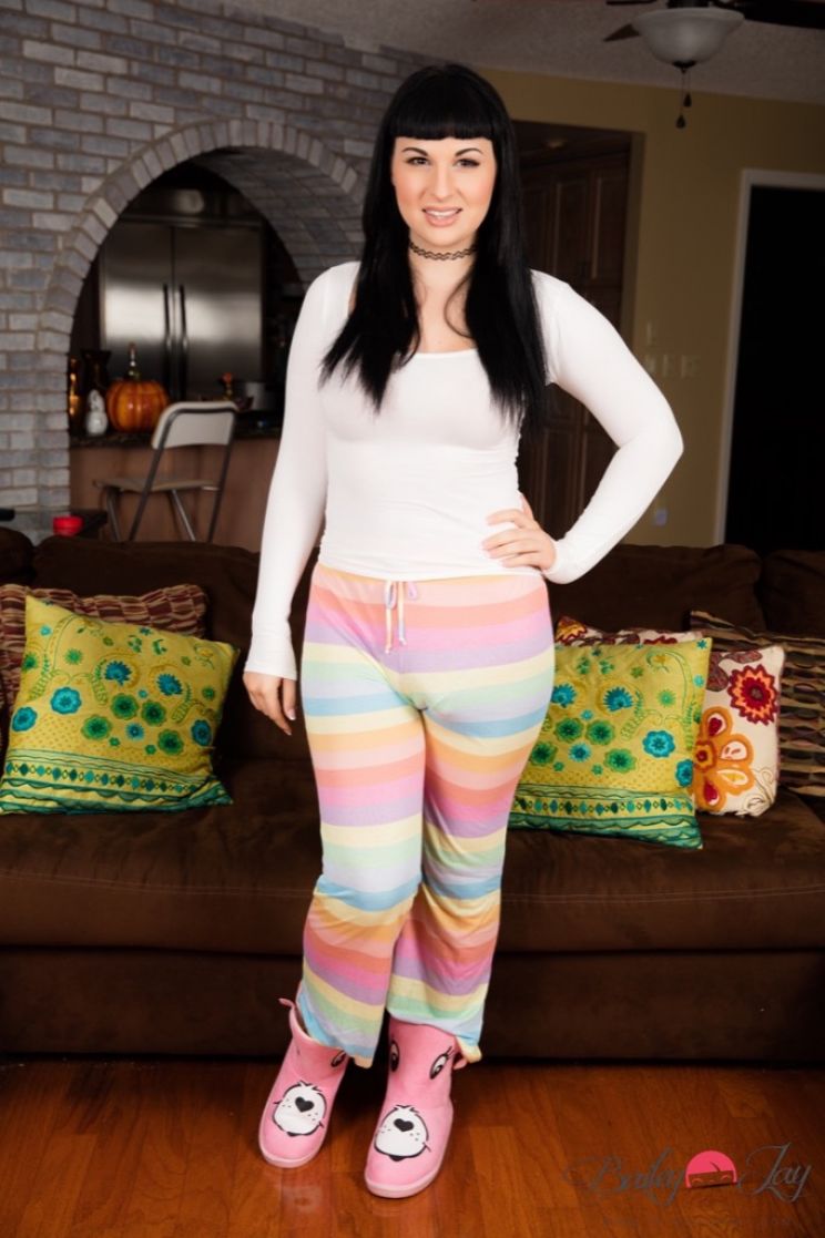Bailey Jay Brushing Teeth Gif