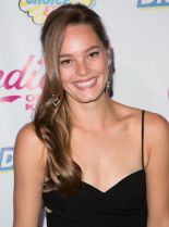 Bailey Noble #570817 picture (Portrait Medium)