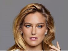 Bar Refaeli