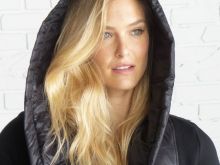 Bar Refaeli photo