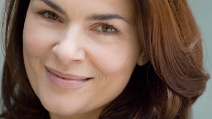 Barbara Auer