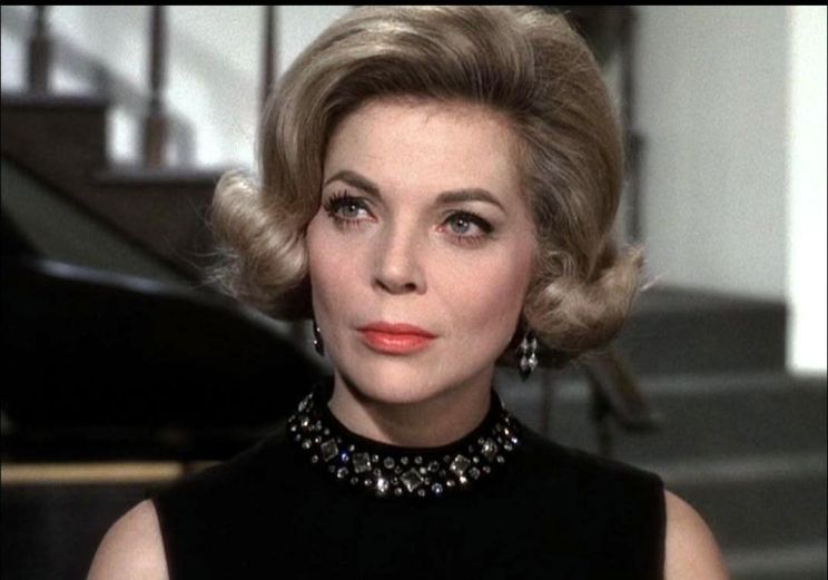 Barbara Bain