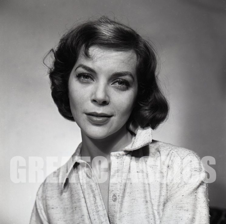 Barbara Bain