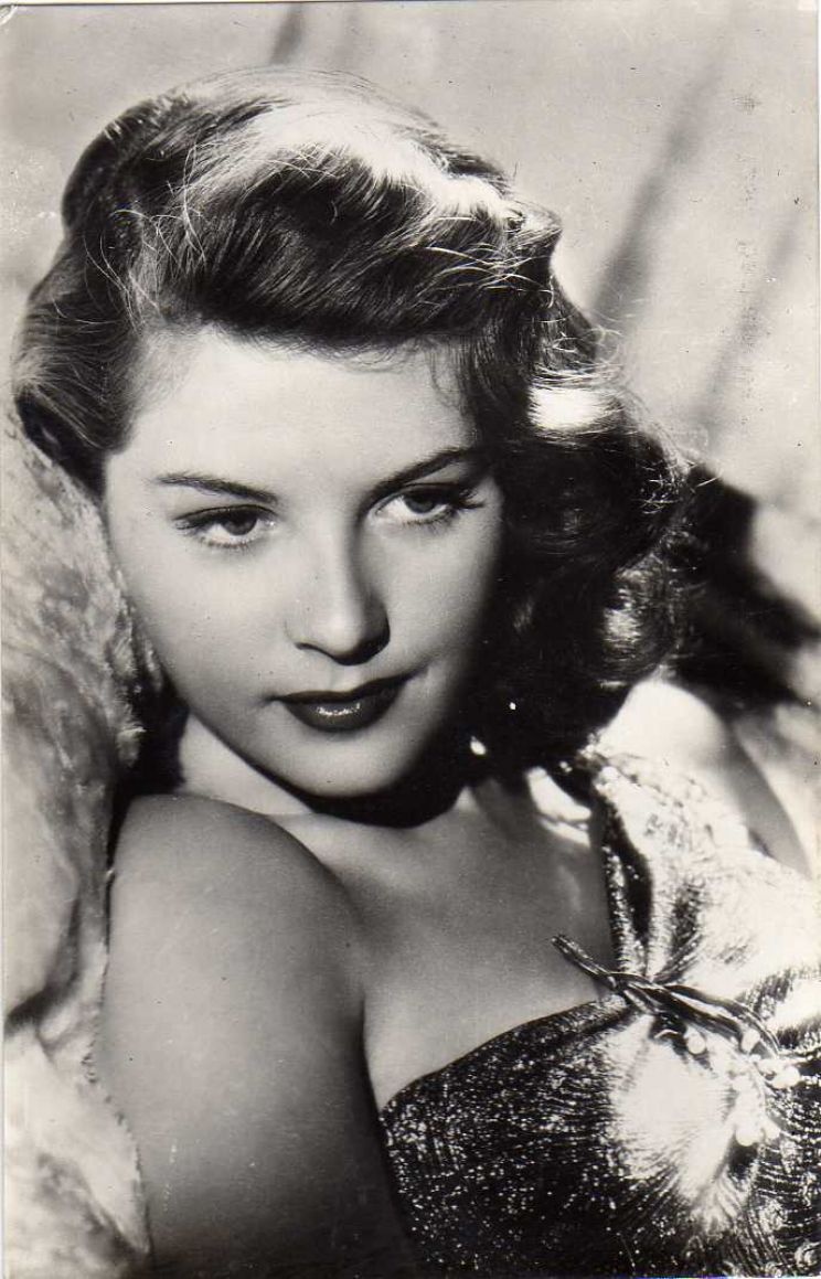 Barbara Bates
