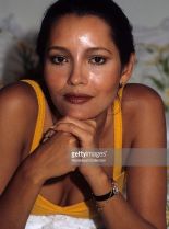 Barbara Carrera