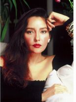 Barbara Carrera