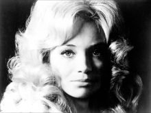 Barbara Mandrell