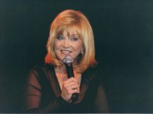 Barbara Mandrell