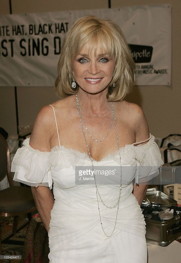 Barbara Mandrell