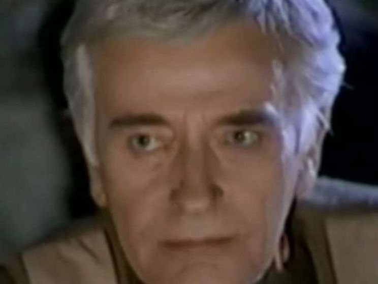 Barrie Ingham