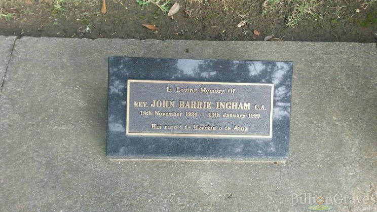 Barrie Ingham