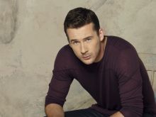 Barry Sloane