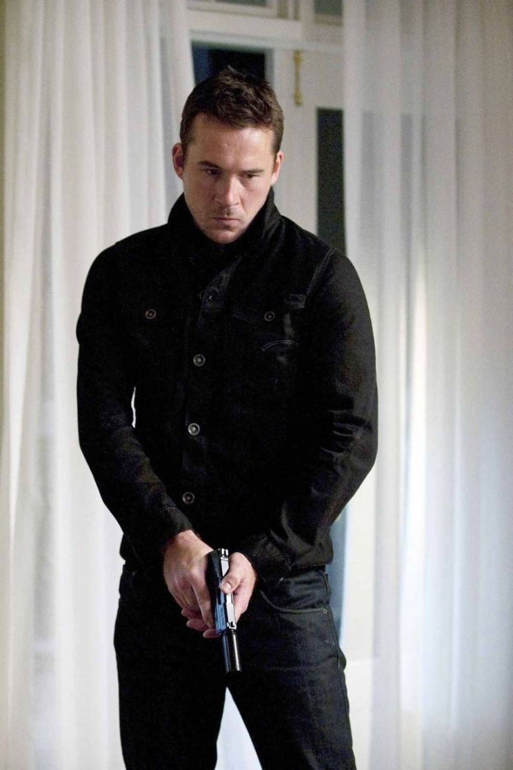 Barry Sloane