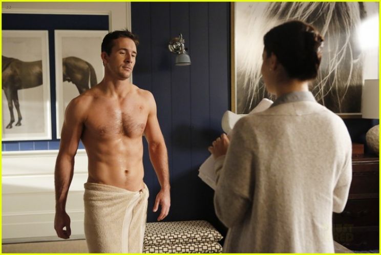 Barry Sloane