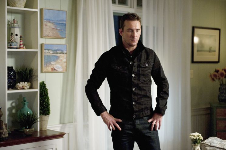 Barry Sloane