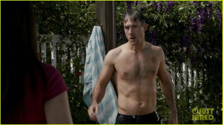 Barry Sloane