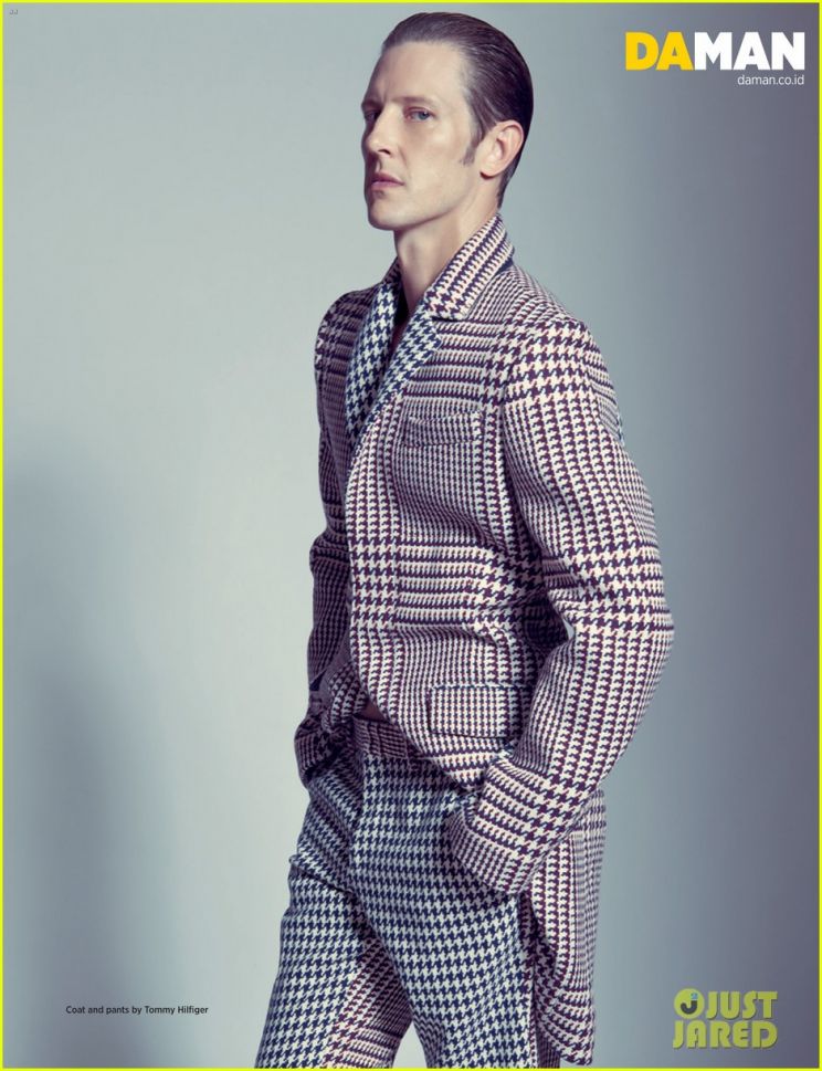 Barry Sloane