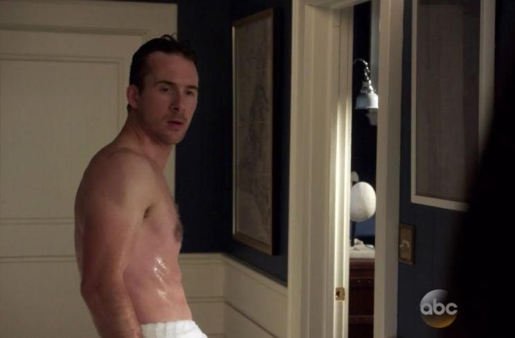Barry Sloane