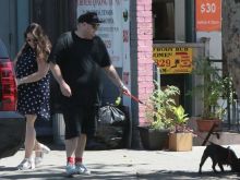 Beanie Feldstein