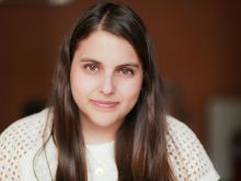 Beanie Feldstein