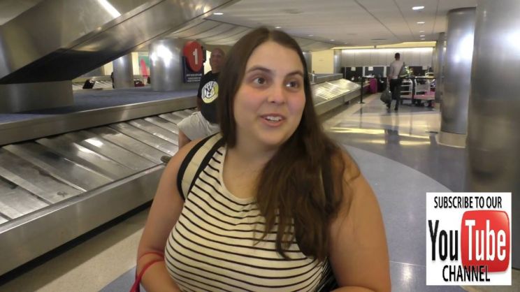 Beanie Feldstein