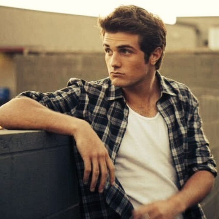 Beau Mirchoff