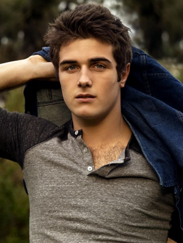 Beau Mirchoff