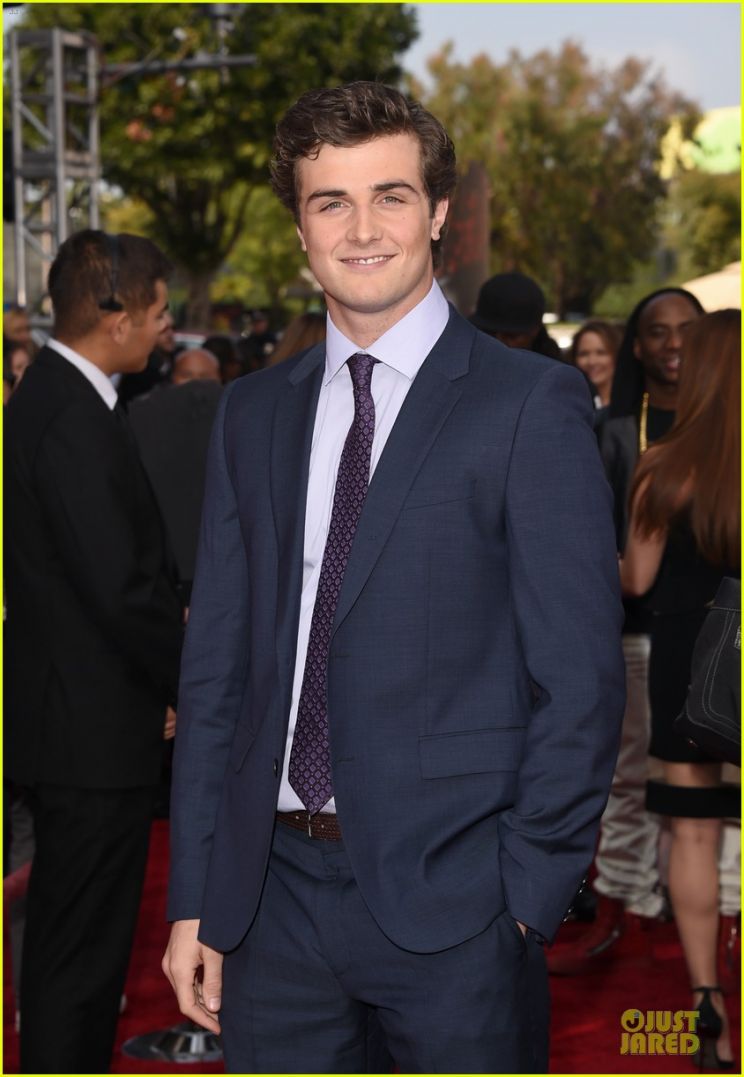 Beau Mirchoff