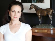 Bebe Neuwirth