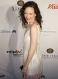 Bebe Neuwirth